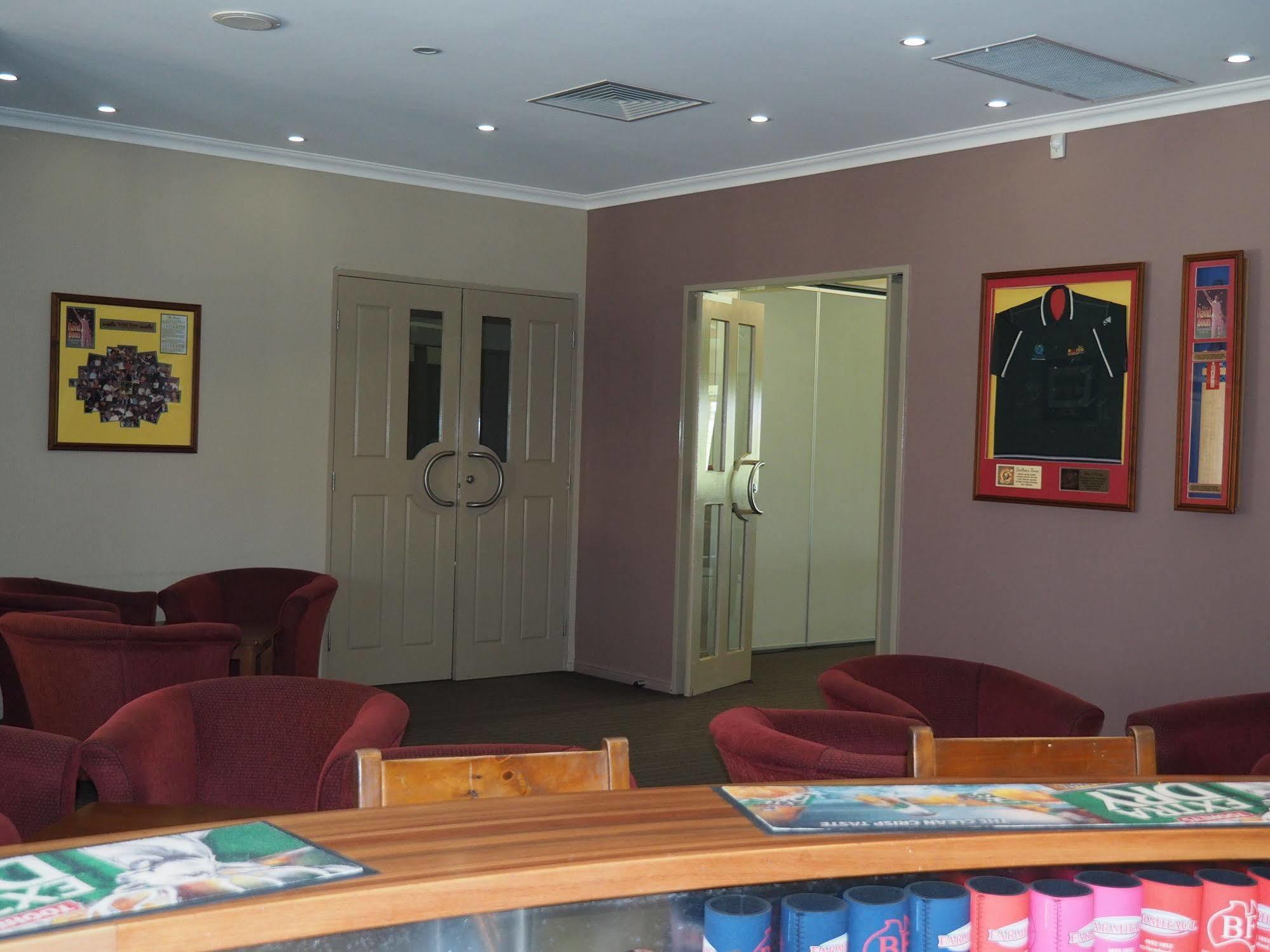 Pittsworth Motor Inn Exterior photo