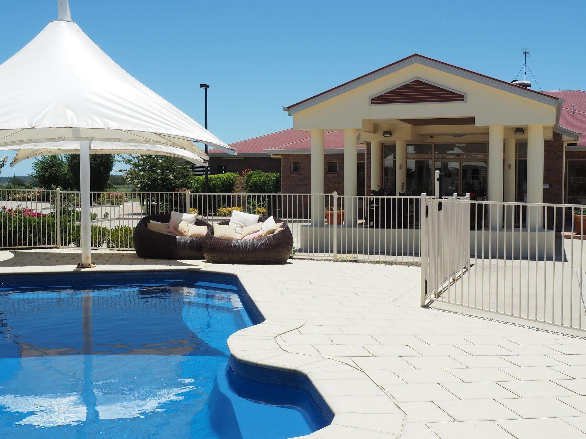 Pittsworth Motor Inn Exterior photo